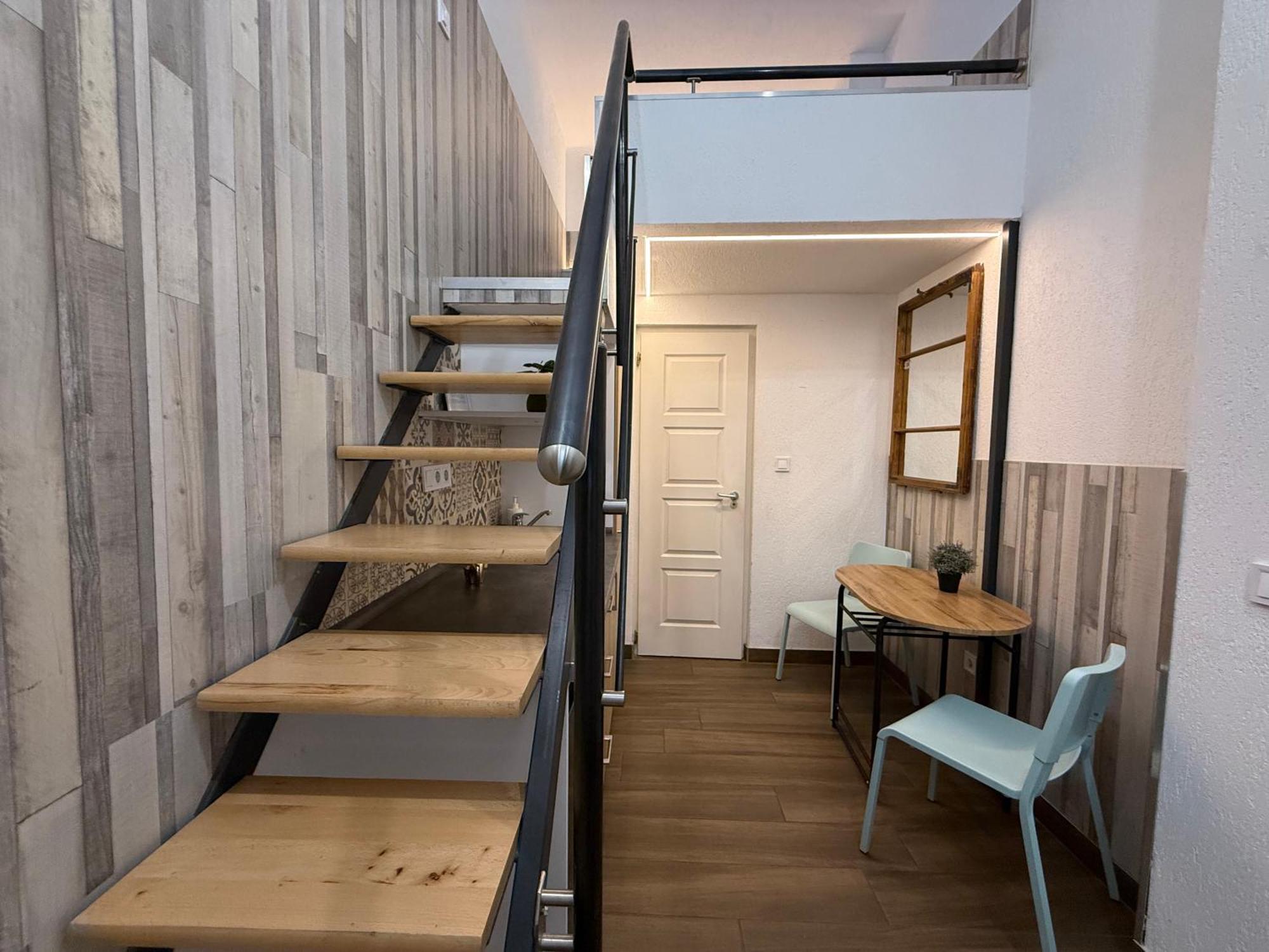 Apartament Km33 - - Hostaid Budapeszt